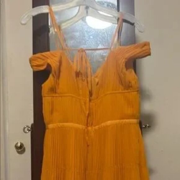 Self-Portrait Orange Pleated Maxi Dress V-Neck Wedding Guest - Picture 2 of 9